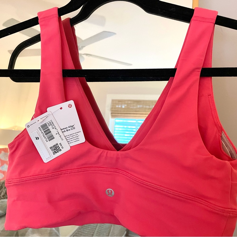 Lululemon Align V-Neck Bra C/D Size 8 in Lipgloss pink NWT!
